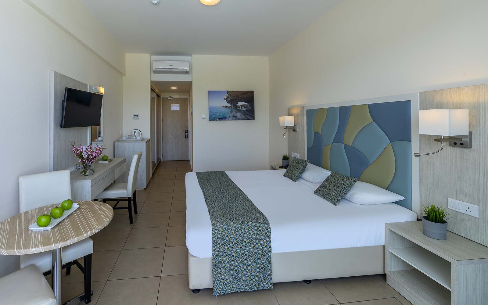 Inland-view room — official hotel example; room appearance may vary