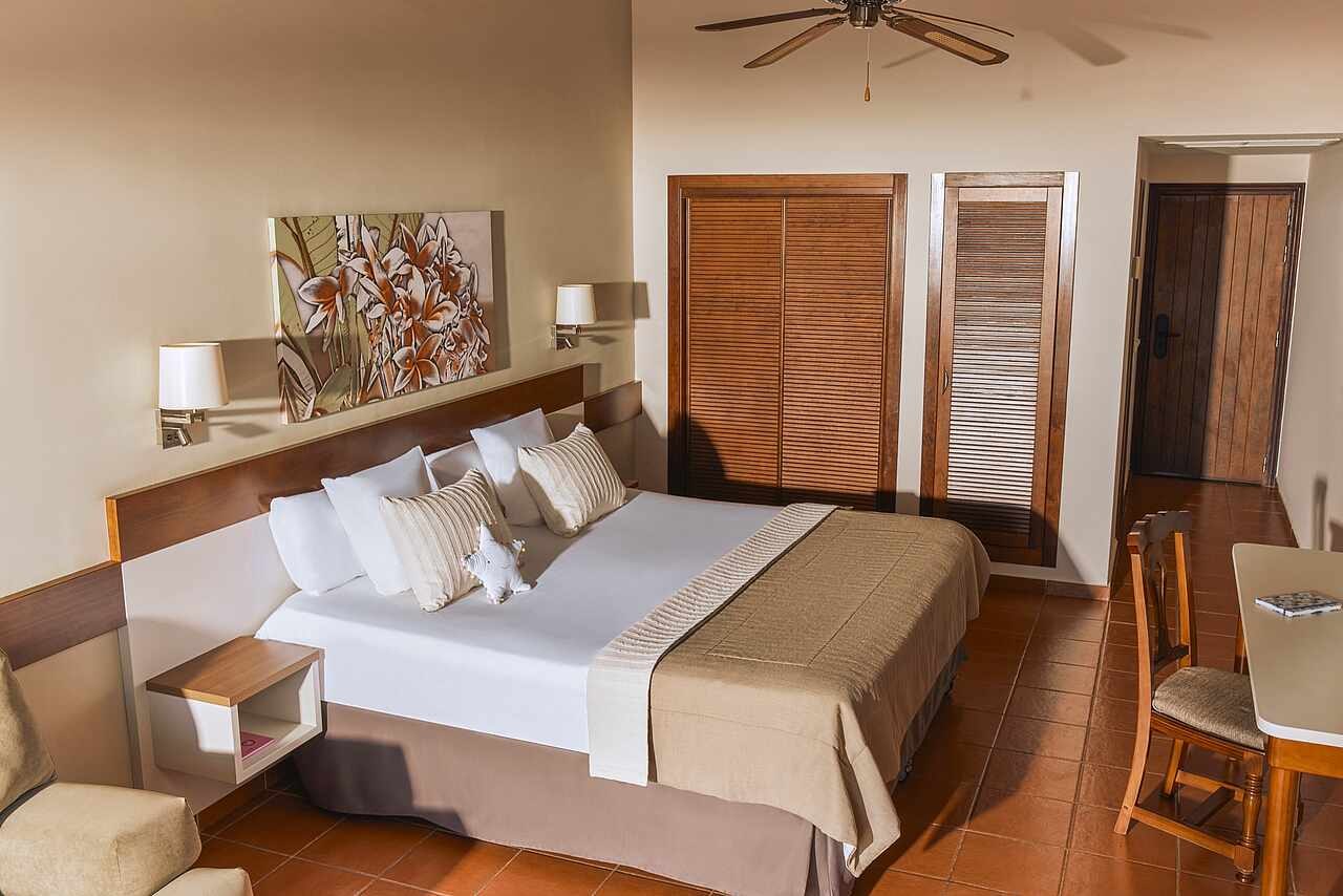 One-bedroom family room with sea view — alternative category; a sea view is not included in this offer