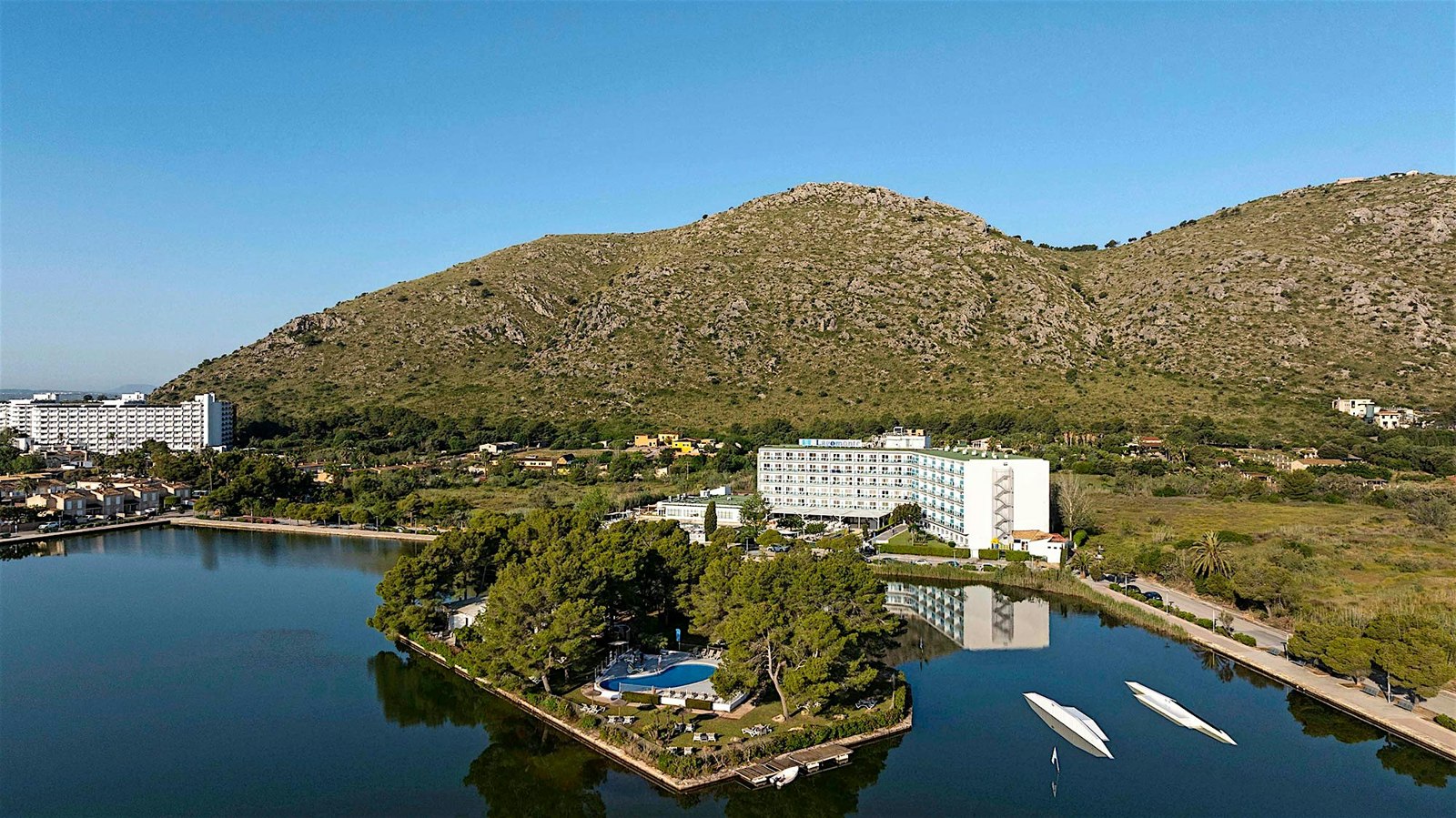 Hotel and island pool setting
